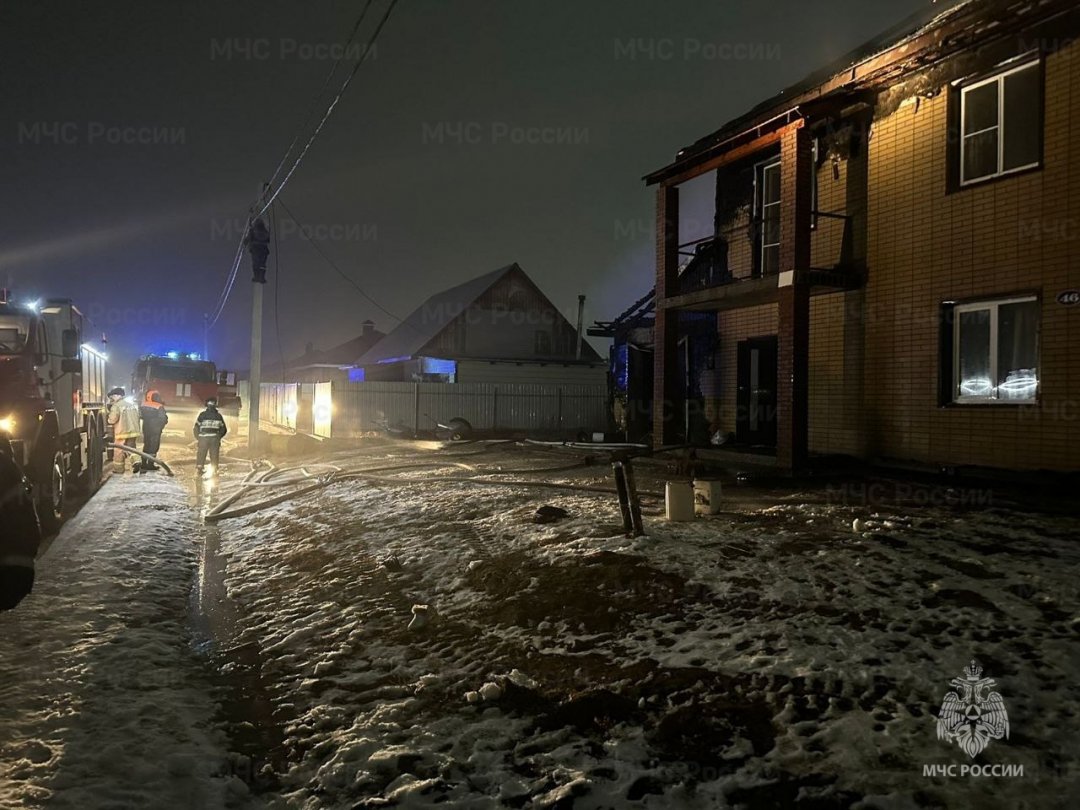 Огнеборцы МЧС России ликвидировали пожар в амурском селе Чигири